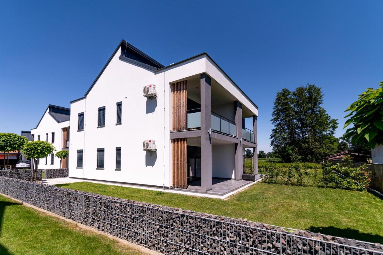 Apartmaji Banonia Veržej Eksteriør bilde